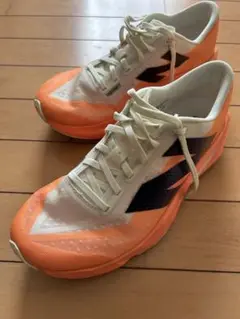 ニューバランス　FuelCell Rebel v4