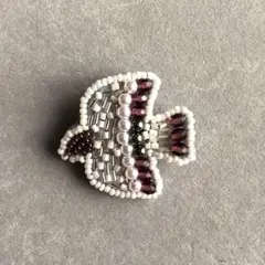 ブローチ ビーズ 刺繍 / 鳥・チェコカット
