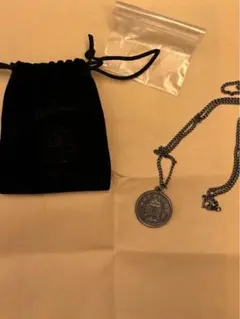 Pay Money to My Pain Benny ペンダントトップ PTPロゴ ペンダントトップ18K仕様 - Pay money To my Painが