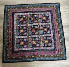 アジアン✴︎カラフル刺繍の民族デザイン✴︎ ラグ・カバー・マット✴︎