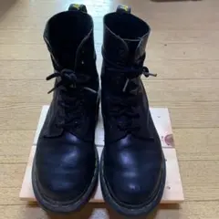 ドクターマーチン ブーツ黒