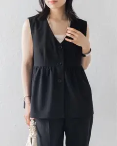 ⭐︎美品⭐︎Bonjour sagan ぺプラムベスト　ブラックLサイズ