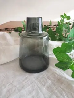 スモークグレー ガラス花瓶 オランダ製