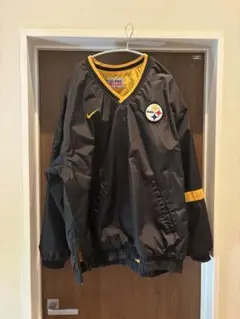 Item thumbnail for item 22402838-5853-45c1-b011-fc46c6f5fc1b