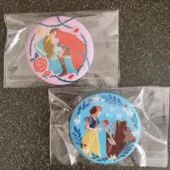 ディズニー刺繍缶バッジ 白雪姫 眠れる森の美女 新品、未使用