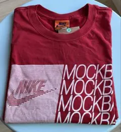 ナイキ トラック&フィールド　ユニーク ビンテージ感　Tシャツ　Mサイズ　赤