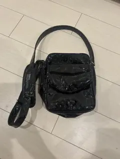 ふ*じ様 2024AW DAIRIKU Flower ボストンバッグ ダイリク セール】【DAIRIKU / ダイリク】RENTON Enamel Boston Bag