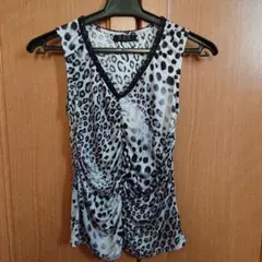 タンクトップ豹柄シルバー
