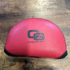 Club Glove レッド パター用ヘッドカバー　ハーフマレット用