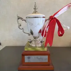 ゴルフ　トロフィー　優勝