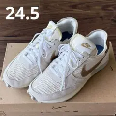 美品　ナイキ　W NIKE DBREAK-TYPE ペールベージュ　24.5