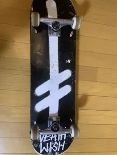 デスウィッシュスケボー 8.25インチ