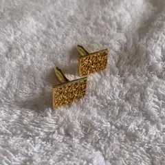 ゴールド テクスチャー付き カフスボタン