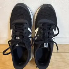 New Balance 570 ブラック 21.5cm