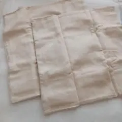 ◎未使用◎クッションカバー　２枚セット　ベージュ　ポリエステル　43×43