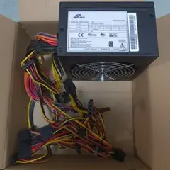 500W　電源ユニット　80PLUS SILVER　FSP500-50ERN