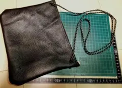 Item thumbnail for item fec881f6-0c2b-4bbb-96d6-03dda10a40f8