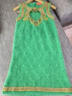 マヌーシュアンゴラニットワンピース