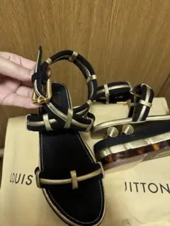 Item thumbnail for item 6a4f054e-1abb-4b24-807f-4b911d3764e6