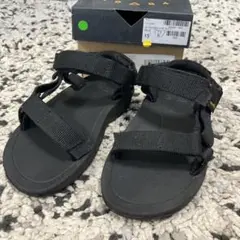 Teva ブラックサンダル サイズ15