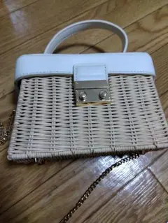 ZARA ショルダー カゴバック