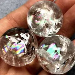 【ラスト！3個セット！最強水晶】虹入り　天然石　アイリスクォーツ　水晶　丸玉20