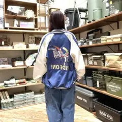 niko and... 【ワーナー・ブラザース】コラボBIG刺繍スカジャン niko and（ニコアンド）の「【ワーナー・ブラザース】コラボ