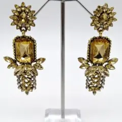 ■新品■ ゴールド 樹脂 ピアス シャンパンゴールド ヴィンテージ オールド