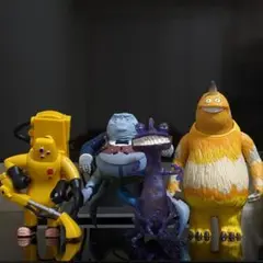 モンスターズインク 2001 CDA エージェント　フィギュア 2001 Vintage Hasbro Disney Pixar Monsters Inc. C.D.A. AGENT
