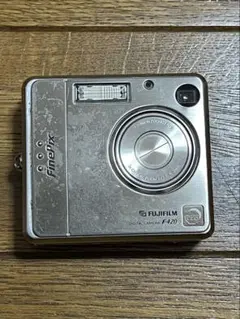 フジフィルム　FinePix　F420　中古品　R00497 フジフィルム FinePix F420 中古品 R00497 - メルカリ
