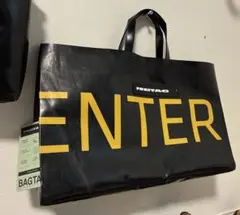 Item thumbnail for item 07046bc2-9ba8-4a94-867f-308149c095d5