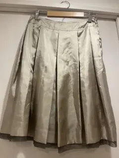 ひざ丈 光沢感 プリーツ スカート Le souk prix