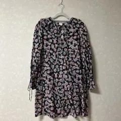新品　Ｈ＆Ｍ　襟付き　花柄フリルワンピース