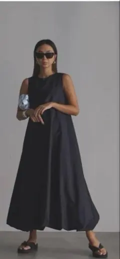 ヘムバルーンスリーブワンピース