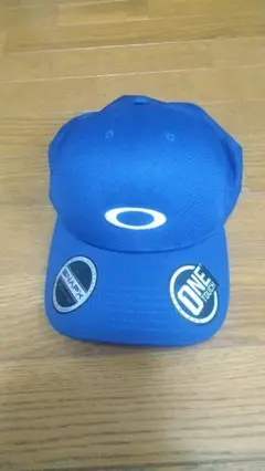 【美品】OAKLEY オークリー キャップ 青