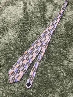 J. RIGGINS 幾何学模様 ネクタイ　古着　90s