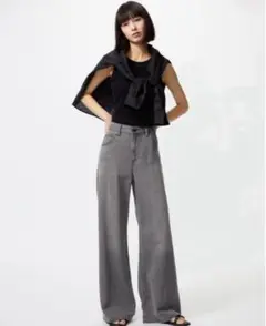 UNIQLO ドレープワイドフレアジーンズ 25