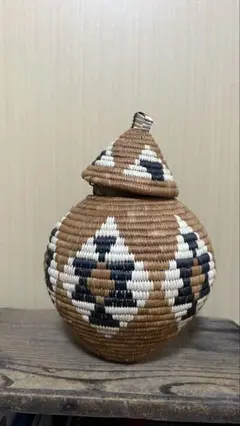 民族バスケット