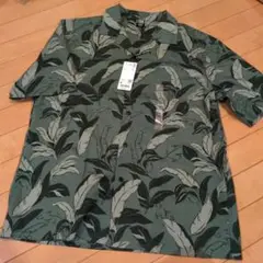 新品　ユニクロ　オープンカラーシャツ　半袖　ゆったりめМサイズ　2990円