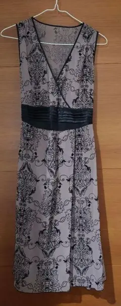 ワンピース ノースリーブ 透け感