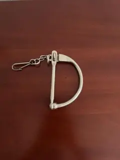 新品 ドイツ軍放出品　Dリング　カラビナ　キーリング　Dカン　keyring 銀