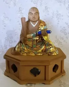 日蓮聖人坐像 2.5寸#079 金彩有り ◆白檀 木彫 仏像 Amazon｜やまこう 仏像 2.5寸 金泥描き 日蓮聖人 日蓮上人