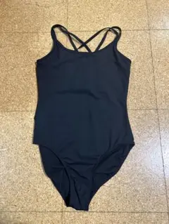 黒のレオタードとスカートセット