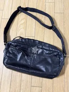 値下げしました　バックラッシュ　レザー　チェック　ボディバッグ　ブラック 値下げしました バックラッシュ レザー チェック ボディバッグ