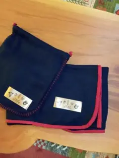 ひざ掛け　60㌢✕87㌢　収納袋付き
