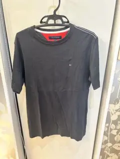 美品TOMMY HILFIGER 濃紺半袖Tシャツ Mサイズ　刺繍　ワッペン