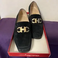 Ferragamo ローファー