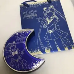 セーラームーン シュウウエムラ アイシャドウ