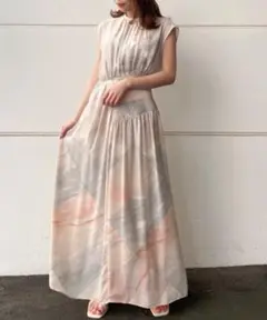 美品✨SNIDEL スナイデル　マーブルグラフィカワンピース　Mサイズ