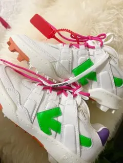 Off-White スニーカー